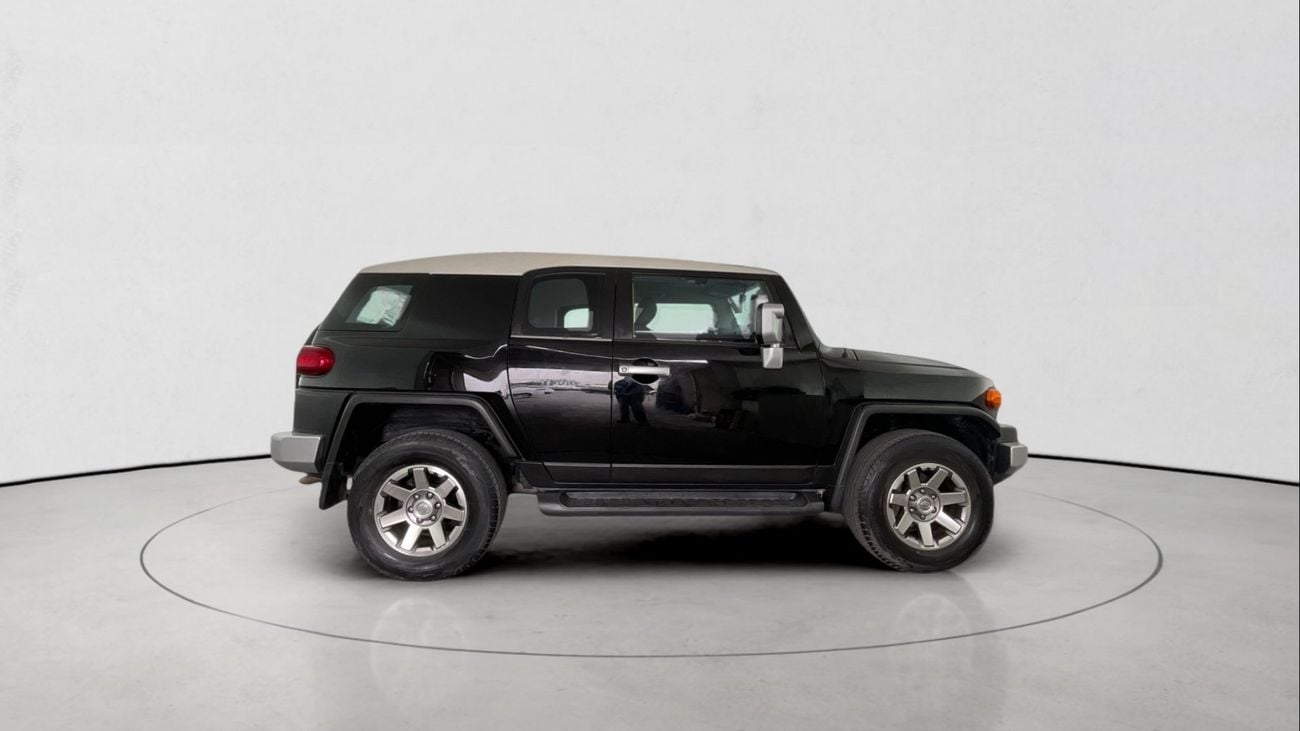 تويوتا إف جي كروزر GXR | شامل الضمان | 0 ﺪﻔﻋﺓ ﺃﻮﻟﻯ