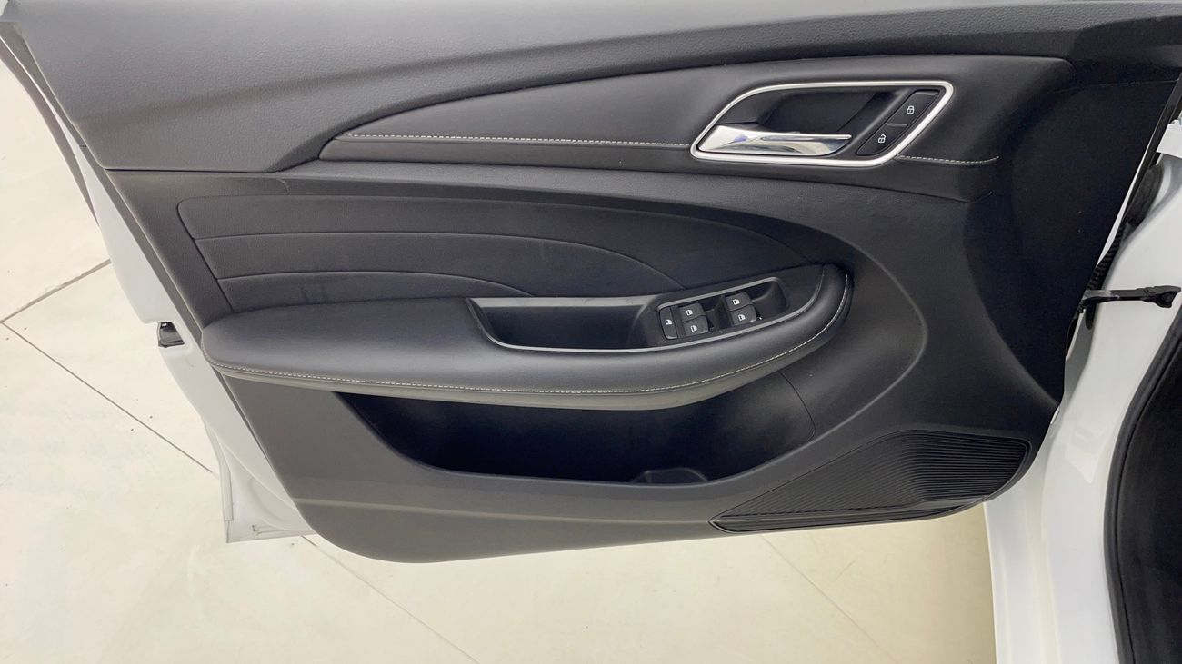 أم جي 5 STD 1.5 | بدون دفعة مقدمة | اختبار القيادة في المنزل