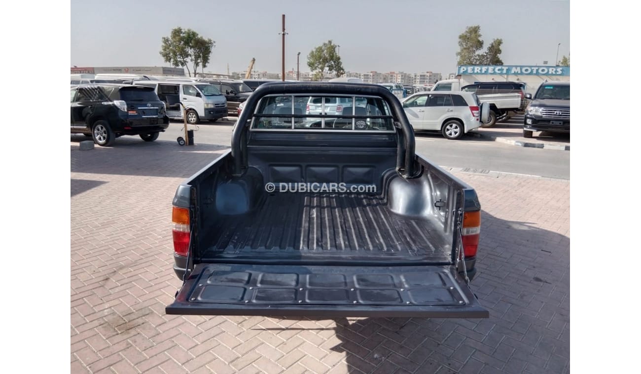 Toyota Hilux TOYOTA HILUX PICK UP RIGHT HAND DRIVE (PM1367)
