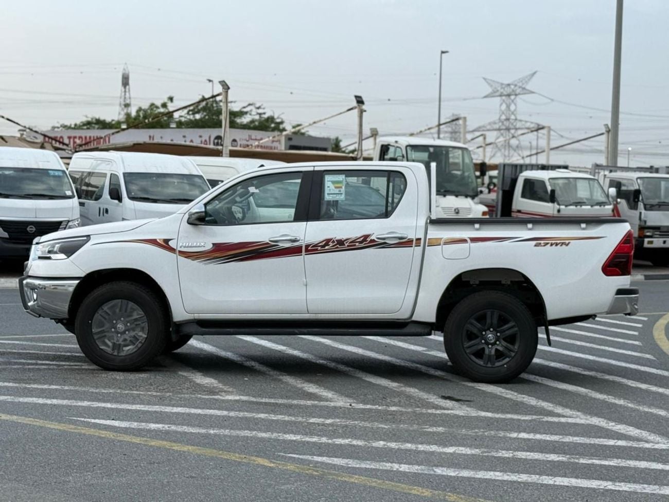 تويوتا هيلوكس 2026 Toyota hilux GLXS SRS 2.7L petrol AT