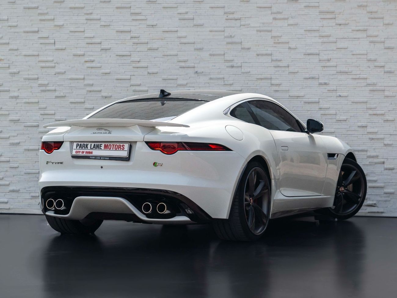Jaguar F Type AED 3,538 PM • F-TYPE R 5.0 LITRE SUPERCHARGED V8 AWD • FULL JAGUAR SERVICE HISTORY