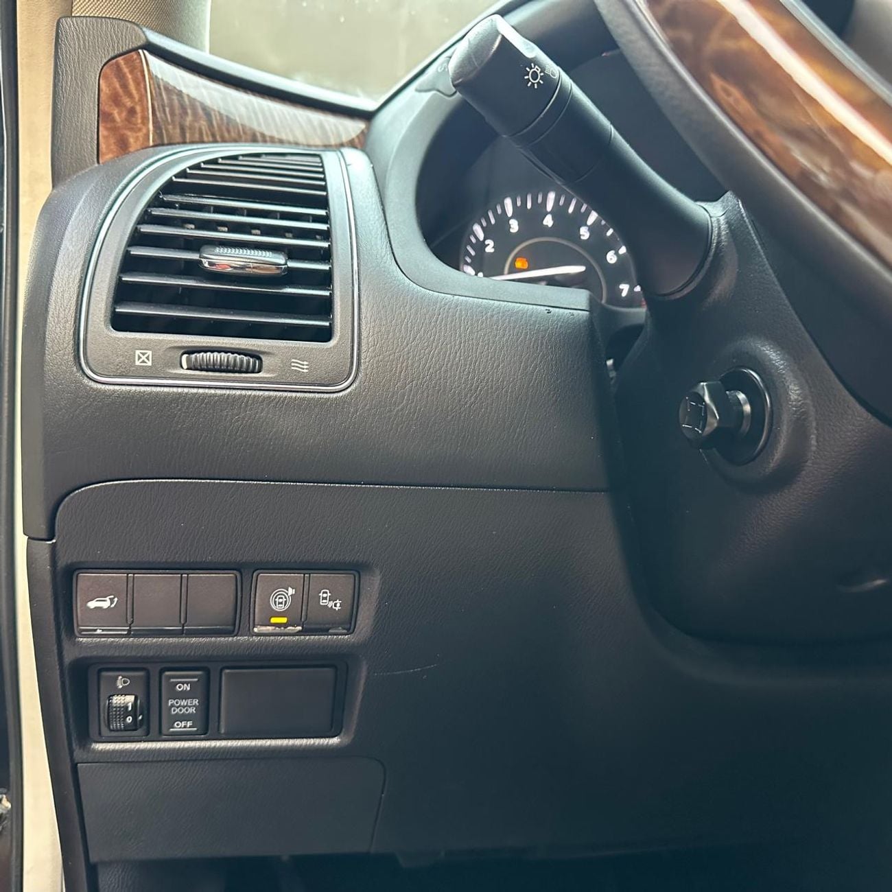 Nissan Patrol LE PLATINUM