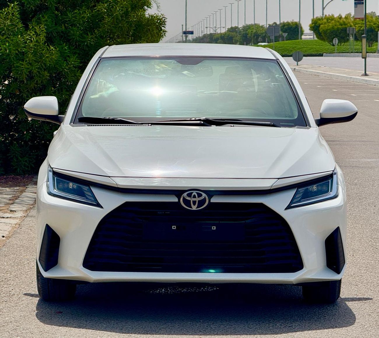 Toyota Yaris 1.5L E 780-Monthly l GCC l Camera, GPS l Accident Free