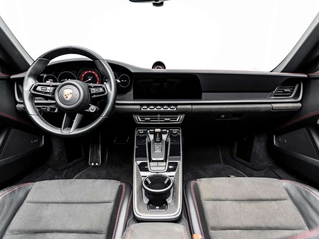 Porsche 911 Targa 4GTS 3.0L (450 HP)