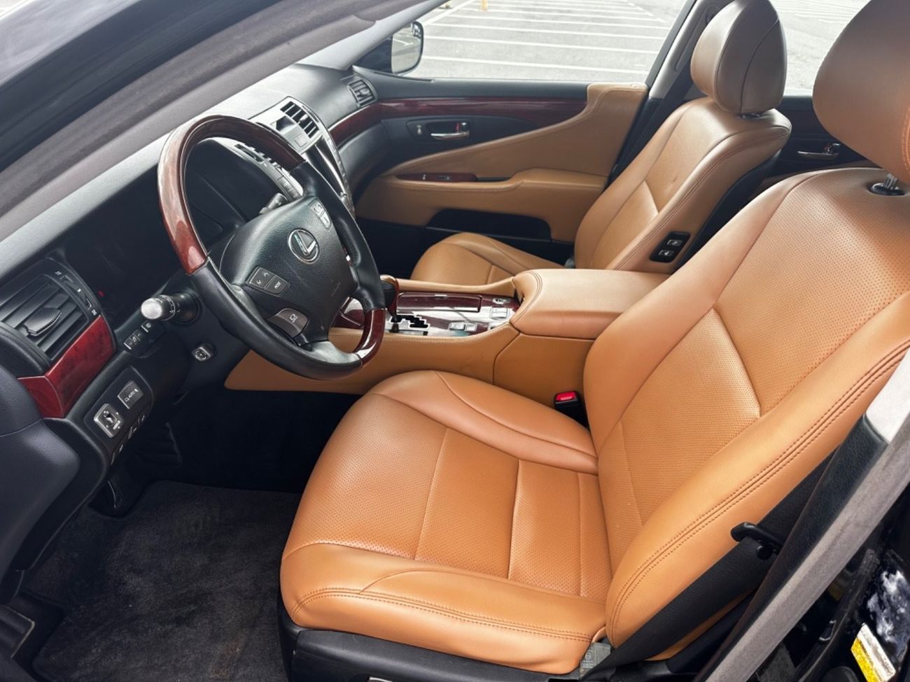 Lexus LS460 MODEL 2008 car perfect condition inside and outside