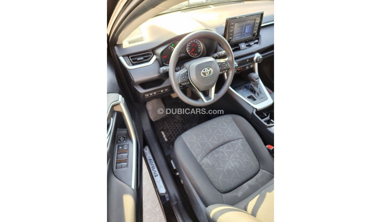 Toyota RAV4 TOYOTA RAV4 XLE FULL OPTIONS 2022 MODEL 4X4