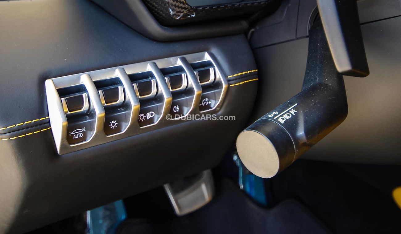 Lamborghini Aventador