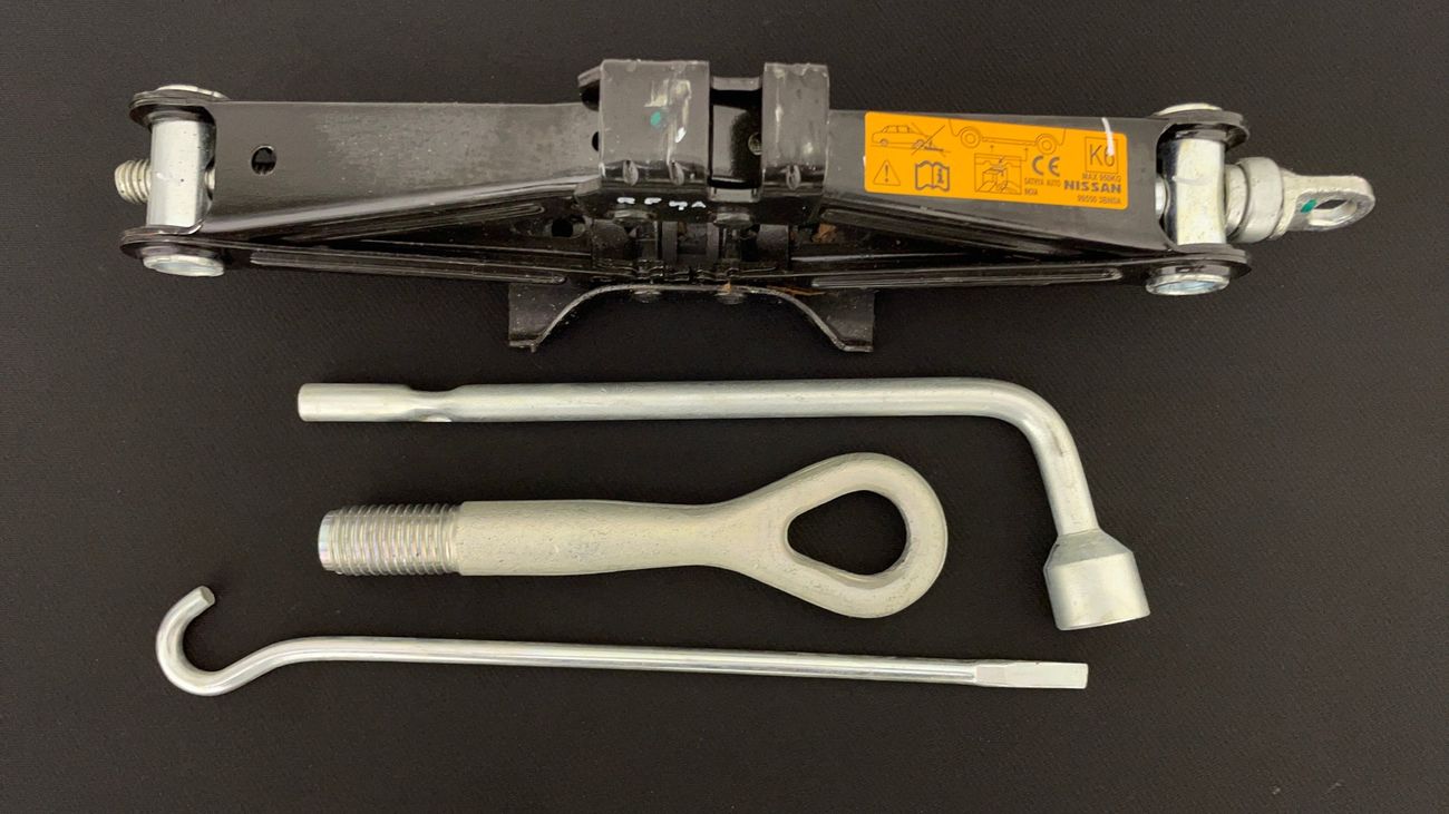 نيسان صني S 1.5 | بدون دفعة مقدمة | اختبار القيادة في المنزل