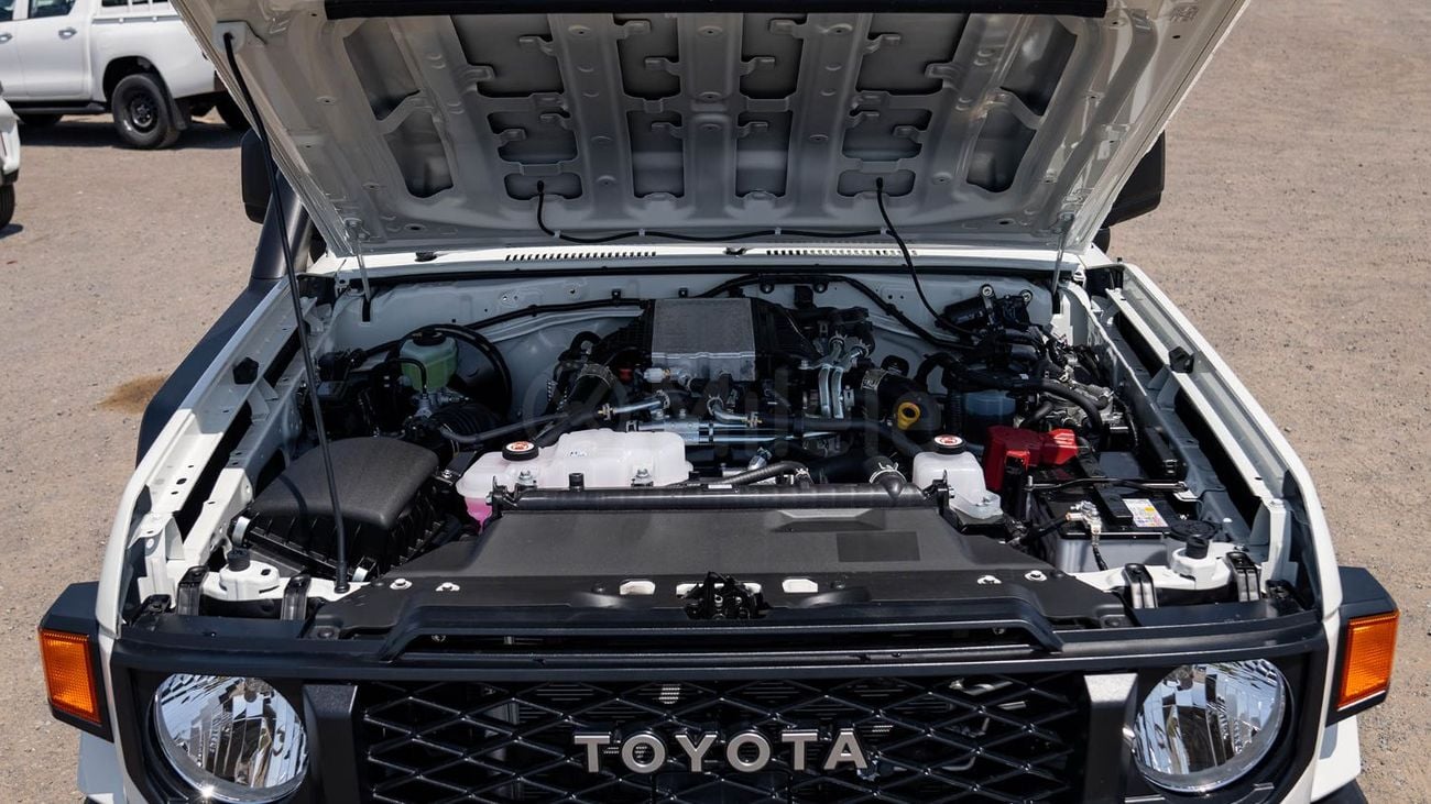 تويوتا لاند كروزر 76 LAND CRUISER LC76