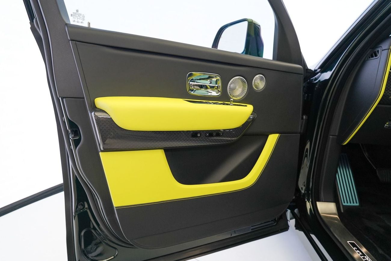 رولز رويس كولينان BLACK BADGE