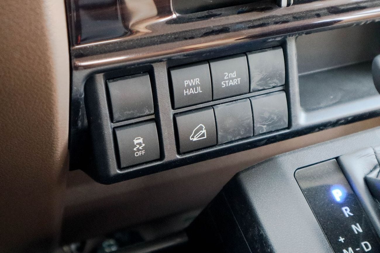 Toyota Land Cruiser Pick Up Std 4.0L Double Cab Utility 4WD