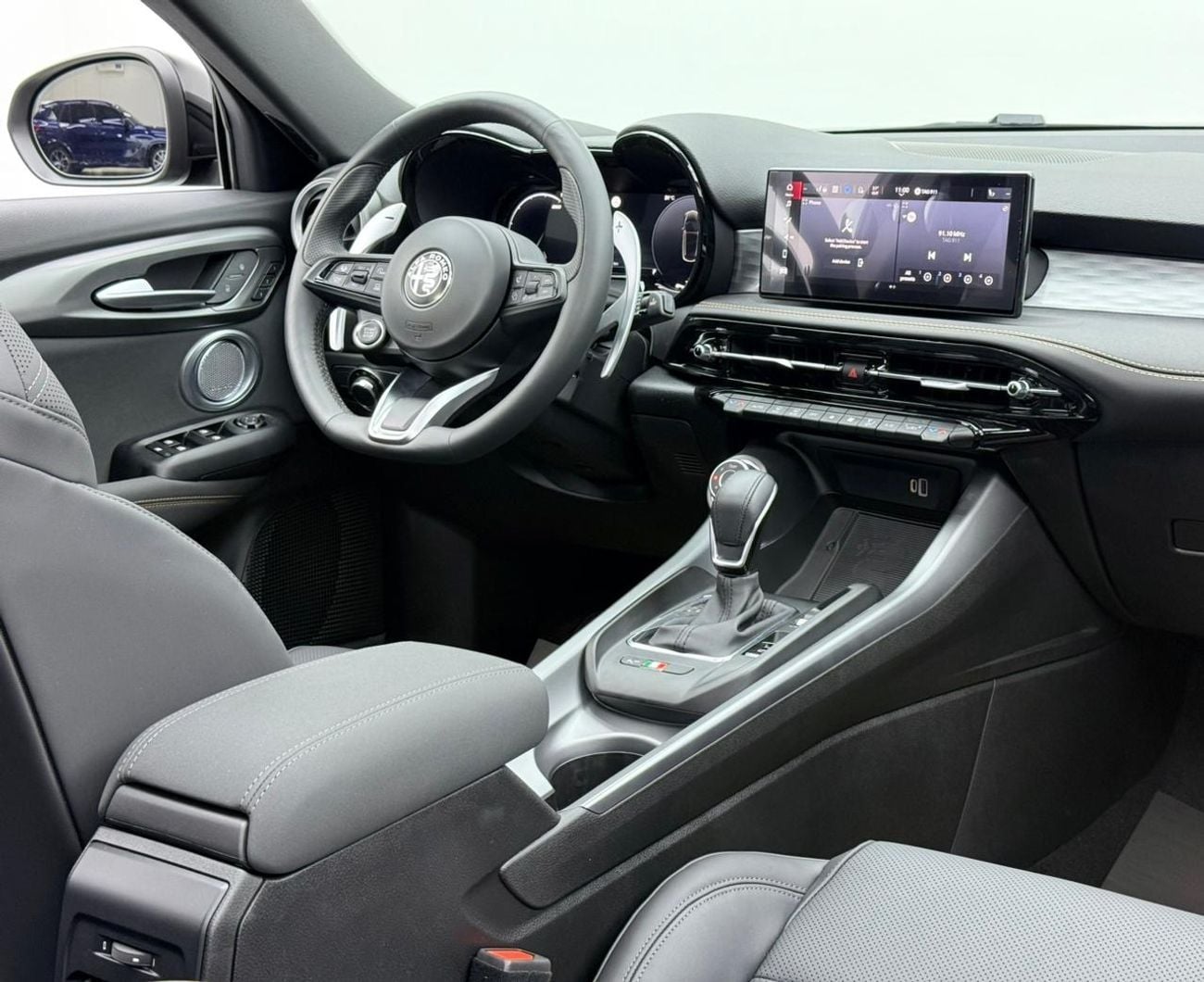 Alfa Romeo Tonale 2025 Alfa Romeo Tonale Veloce, 5 Years Alfa Romeo Warranty and Service Pack, Brand New, GCC