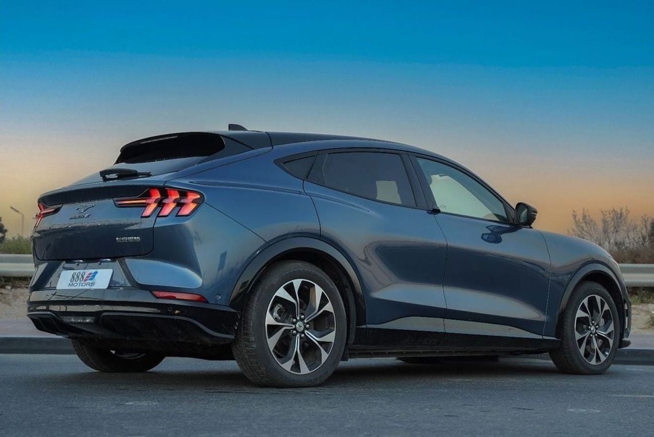 فورد موستانج ماك-إي 2022 FORD MUSTANG MACH-E PREIMUM AWD BLUE 0km