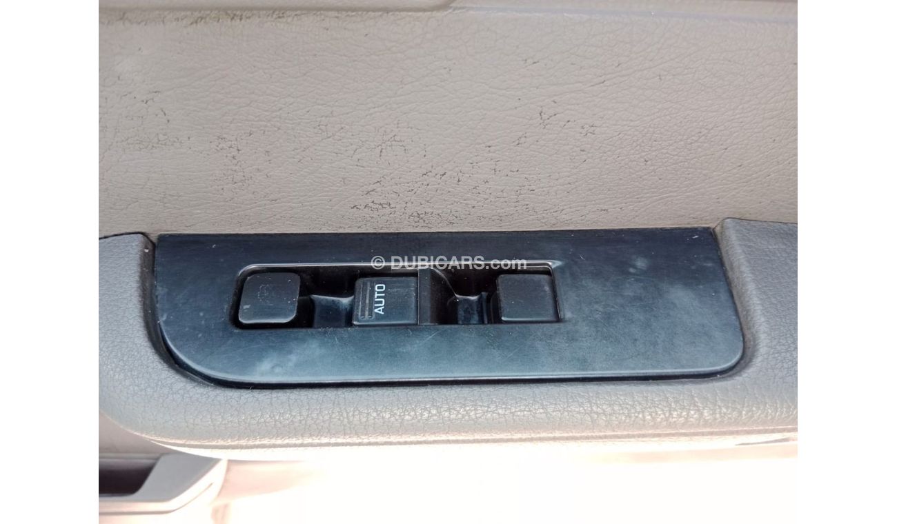 Nissan Caravan NISSAN CARAVAN VAN RIGHT HAND DRIVE (PM1176)