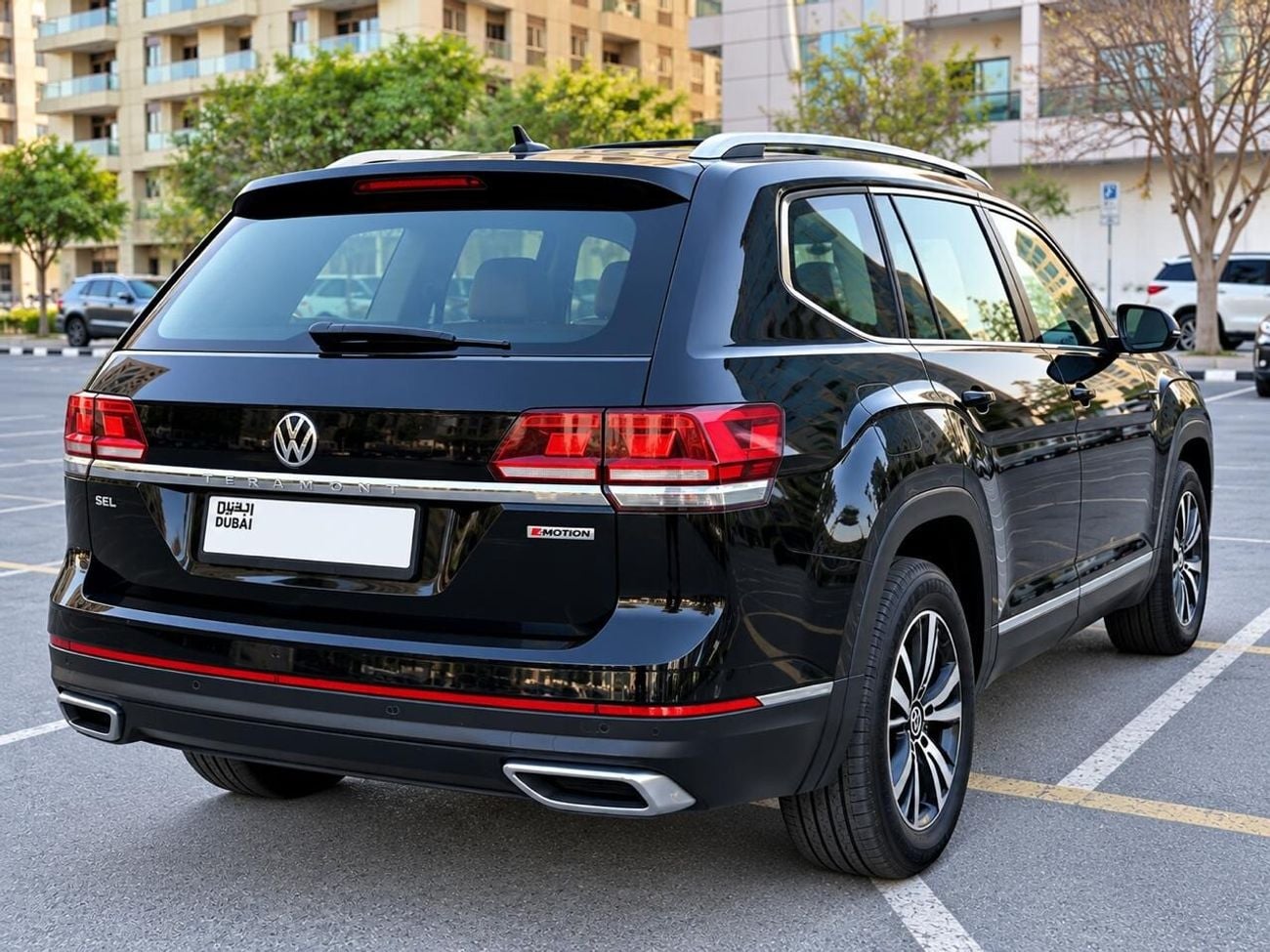 Volkswagen Teramont COMFORTLINE 3.6 V6 -GCC -First Owner- Full Agency Service- Accident Free -72,000 km