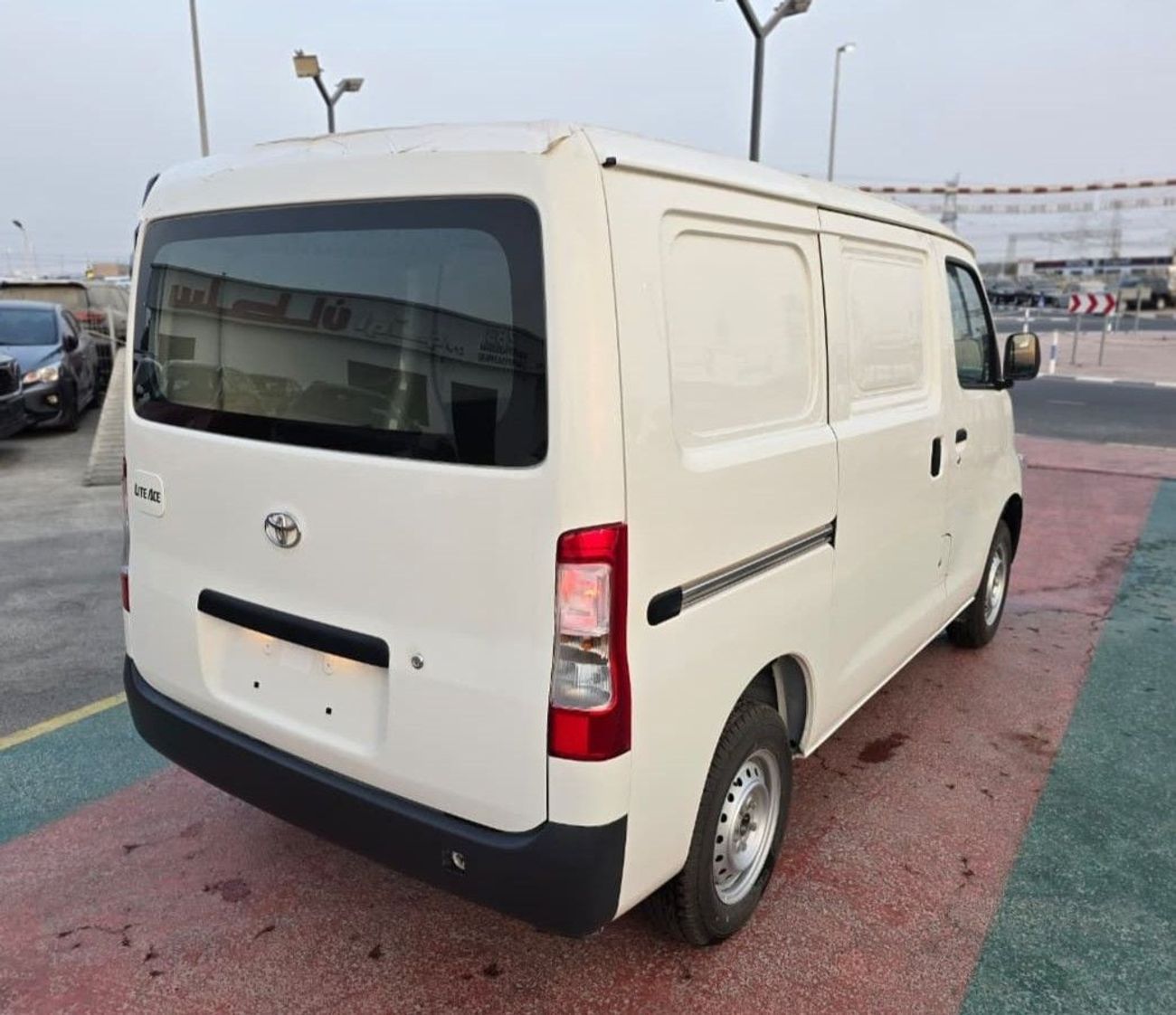 تويوتا لايت آيس TOYOTA LITEACE 1.5L PETROL VAN RWD 5 DOORS WHITE COLOR 2025 MODEL
