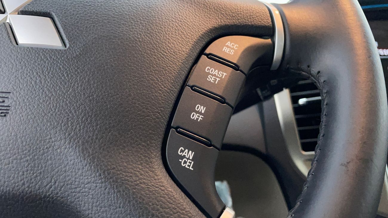 Mitsubishi Pajero GLS 3500