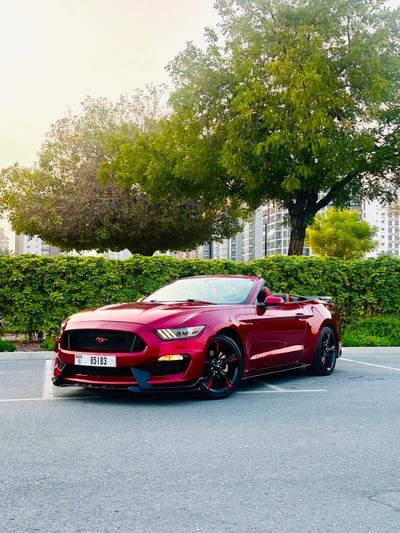 فورد موستانج V6convertable