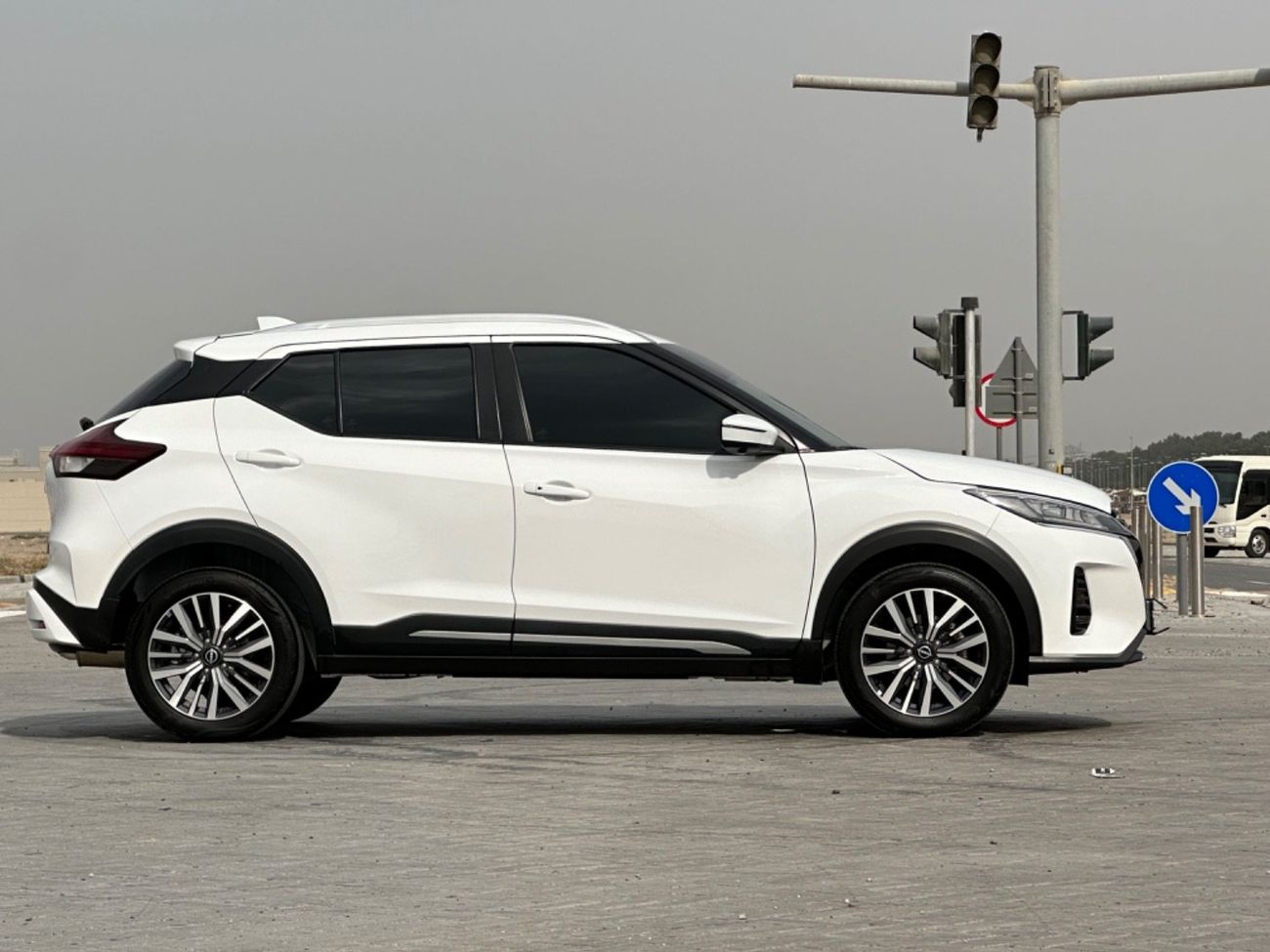 نيسان كيكس موديل 2024 حاله ممتازه من الداخل والخارج فل مواصفات بصمه