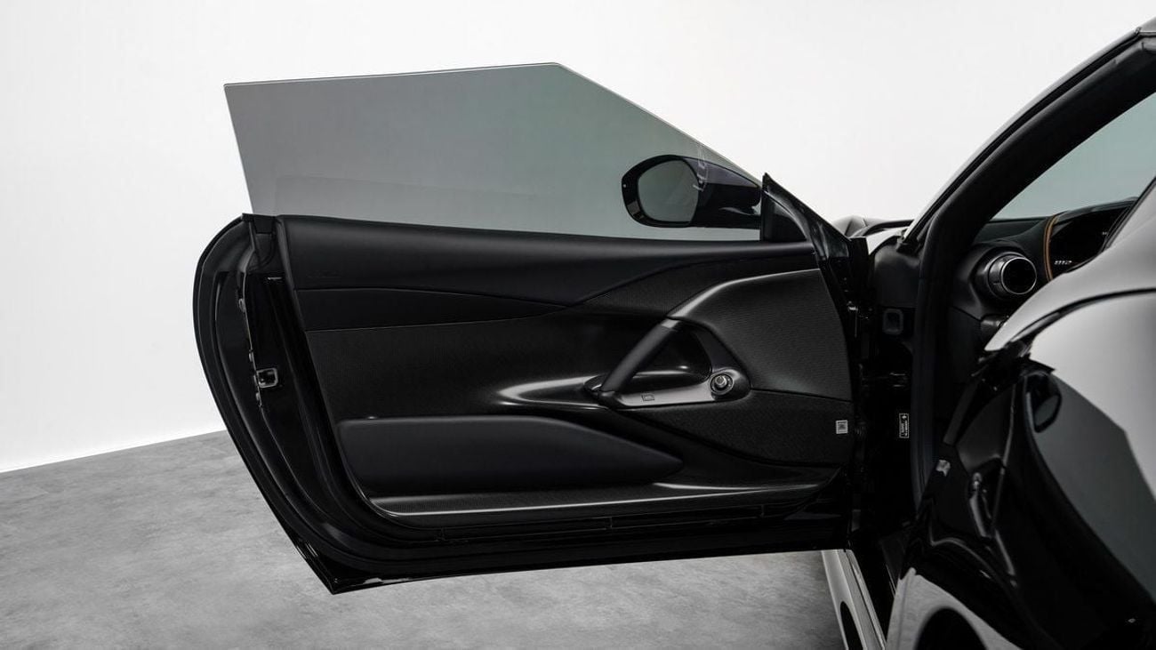 فيراري 812 كومبيتيزون Aperta - 2024 - Euro Specs