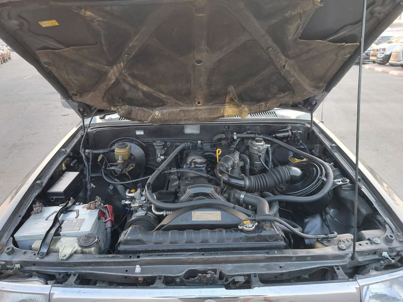 تويوتا هيلوكس 1989 TOYOTA HILUX PICK UP RHD DIESEL MANUAL(PM13672)