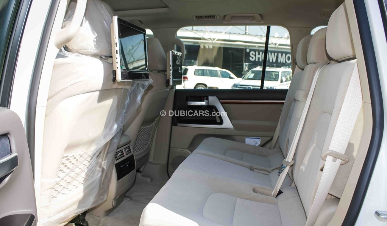 Toyota Land Cruiser VXR 5.7L V8