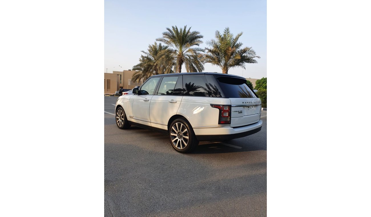 Land Rover Range Rover Vogue SE Supercharged Range Rover Vogue 2015 GCC