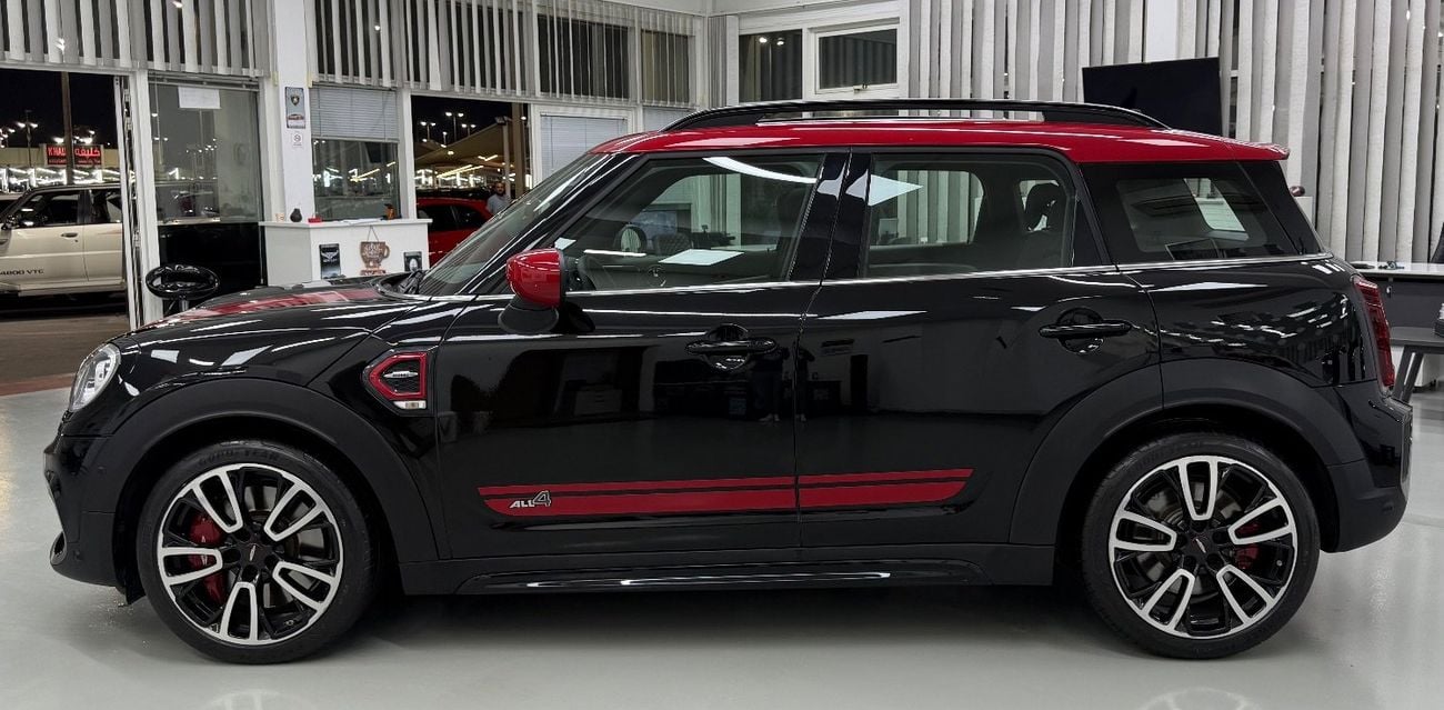 ميني جون كوبر كونتري مان GCC .. FSH .. Low Milegea .. Top Range