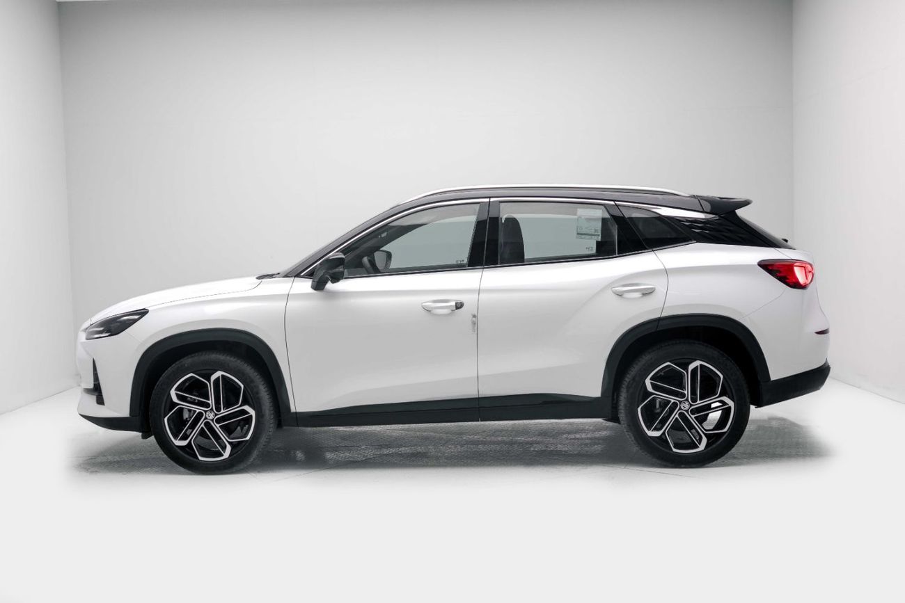 أم جي وان LUX 1.5L - White Inside Black | Export Only