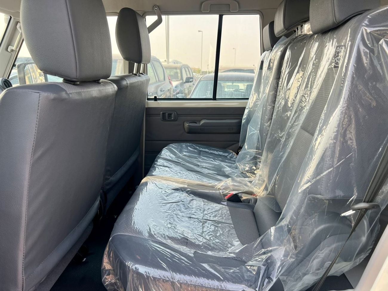 تويوتا لاند كروزر 76 Toyota Land Cruiser LC 76 4.2 LX 2025
