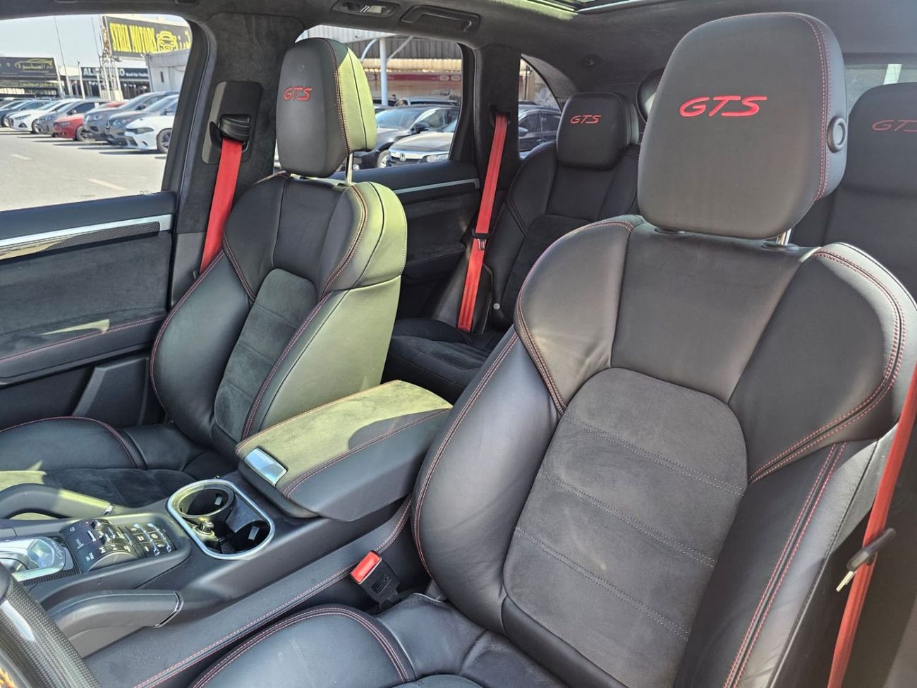 بورش كايان GTS 3.6L