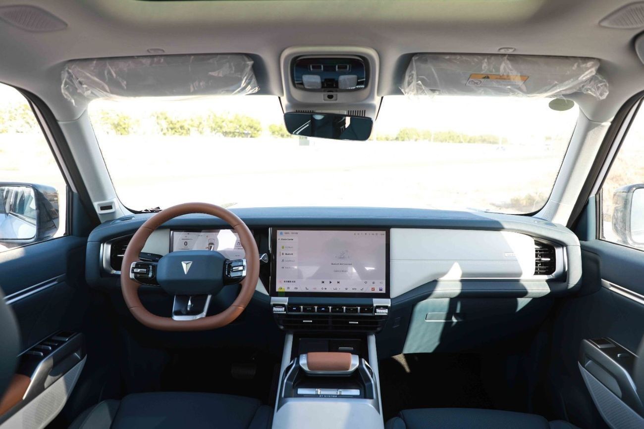 تشنجان ديبال جي 318 2024 Changan Deepal G318 Air Suspension - Plug-in Hybrid - Green inside Blue | Export Price