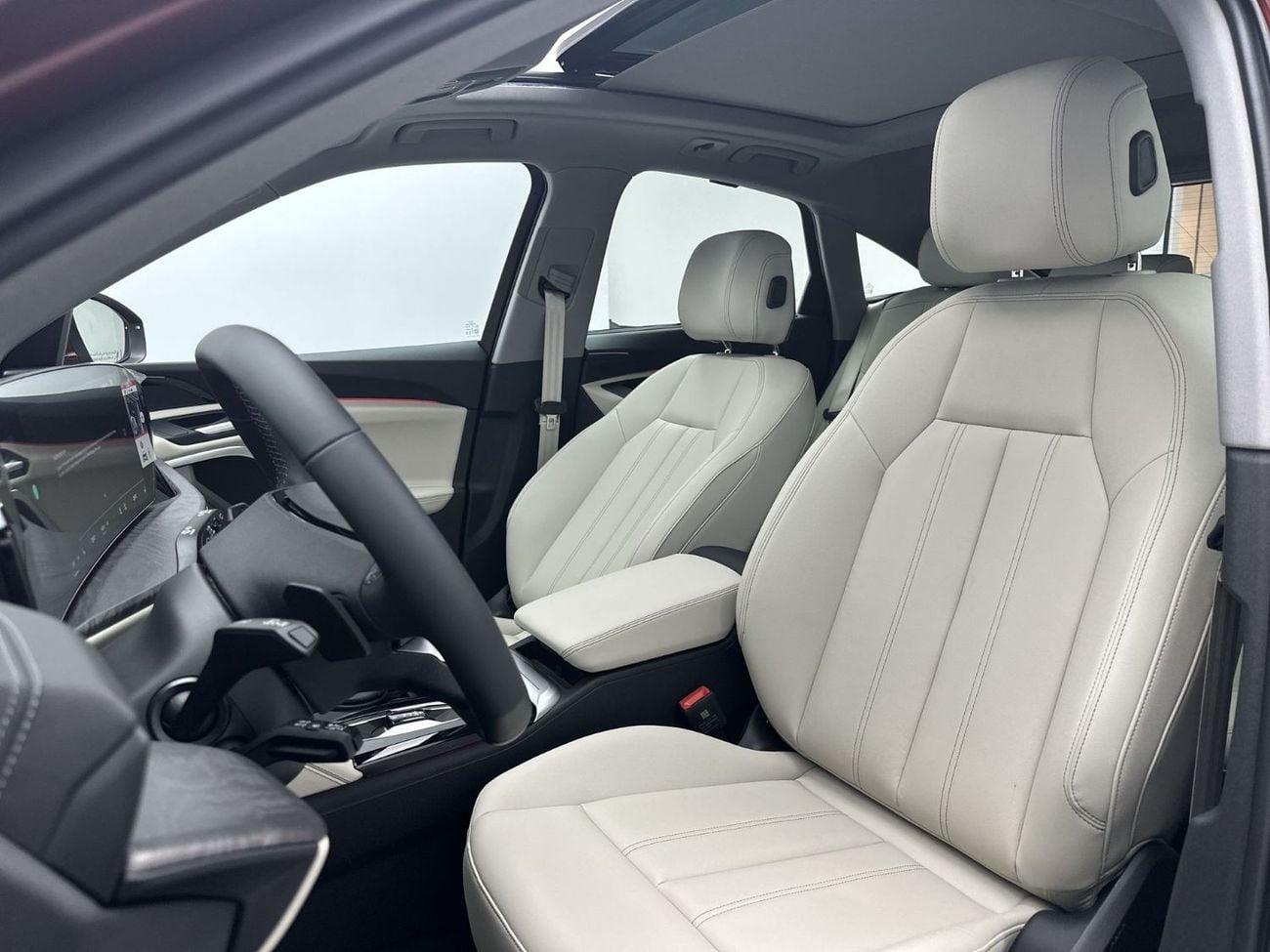 أودي Q5 Q5 Sportback TFSI quattro 204hp (Ref# 68708)