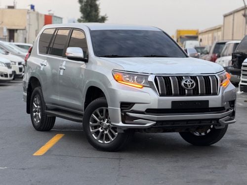 تويوتا برادو GXR 2.7L (164 HP) 4WD (7 Seater)