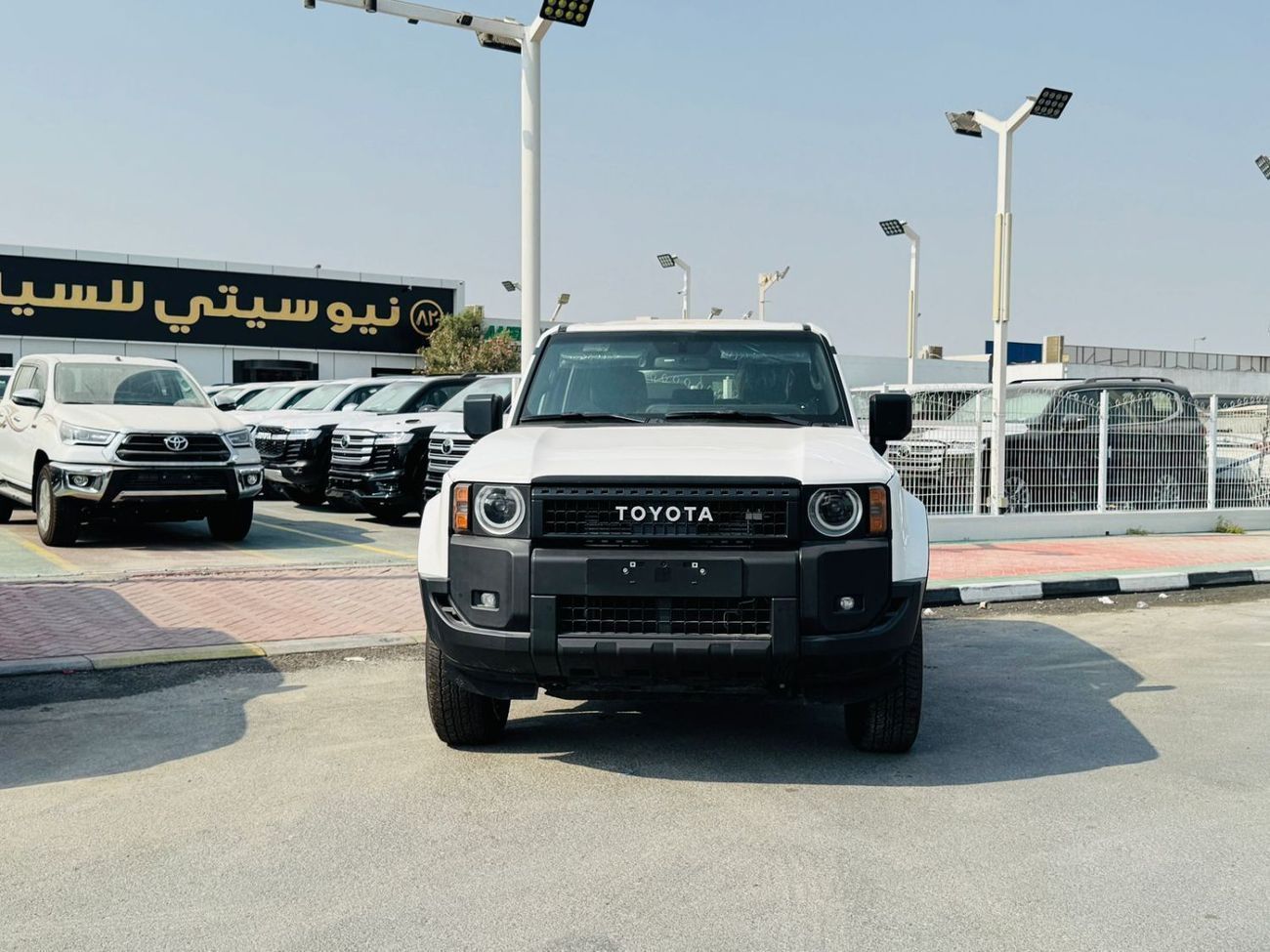 Toyota Prado TOYOTA PRADO 2.4L PTR GCC A/T B/O WHITE 2025