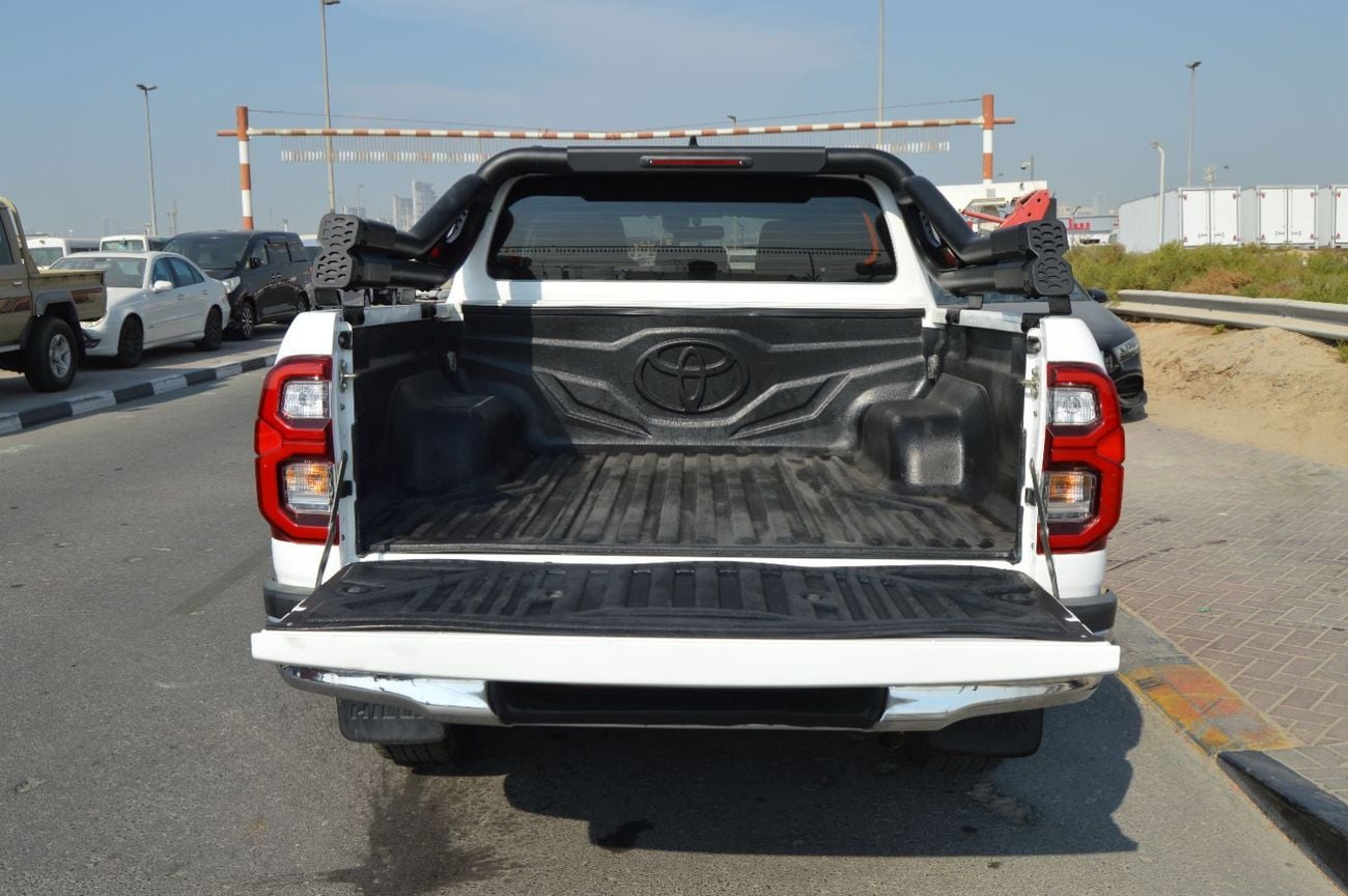 Toyota Hilux SGLX Right Hand Drive Year: 2024 Engine: 2.8L/ V4