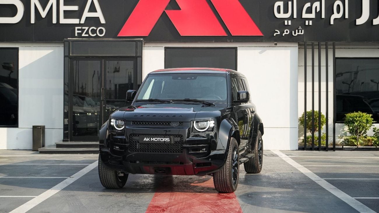 لاند روفر ديفندر 110 OCTA  P635 Black-Black 2026MY Export Only