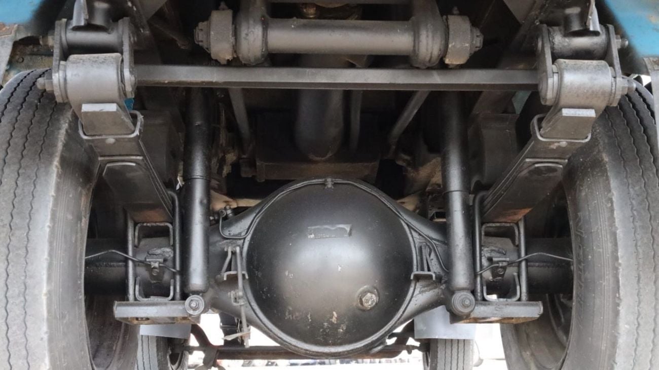 Mitsubishi Canter Van 