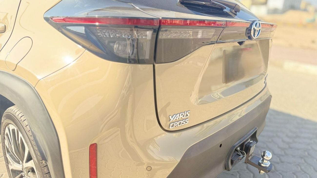 Toyota Yaris Cross HYBRID PETROL 1.5 LITER RIGHT HAND DRIVE