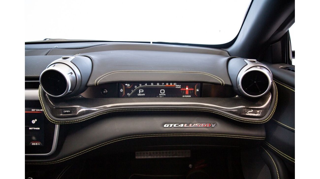 فيراري جي تي سي 4  لوسو Ferrari GTC4LUSSO T V8