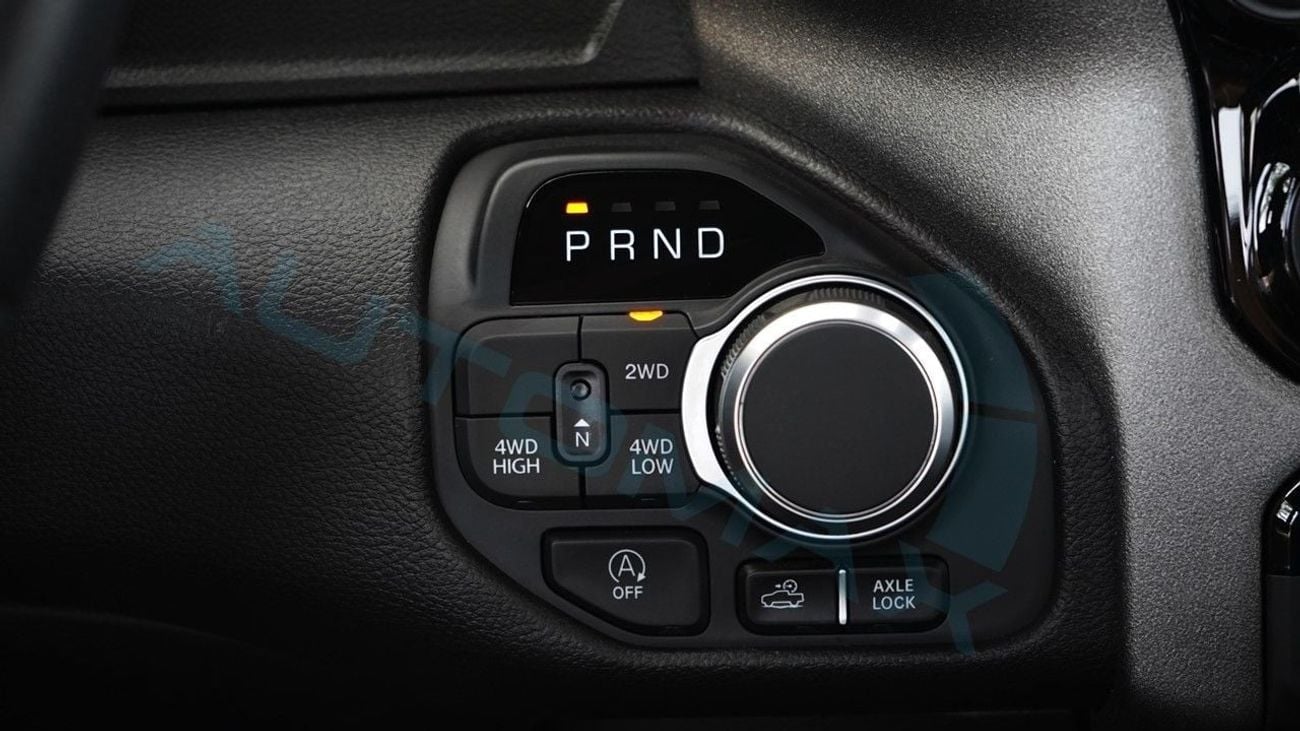 رام 1500 (For Export , НА ЭКСПОРТ) PY 25/25 Tradesman Hurricane SO 3.0TT Crew Cab 4X4 GCC Без пробега