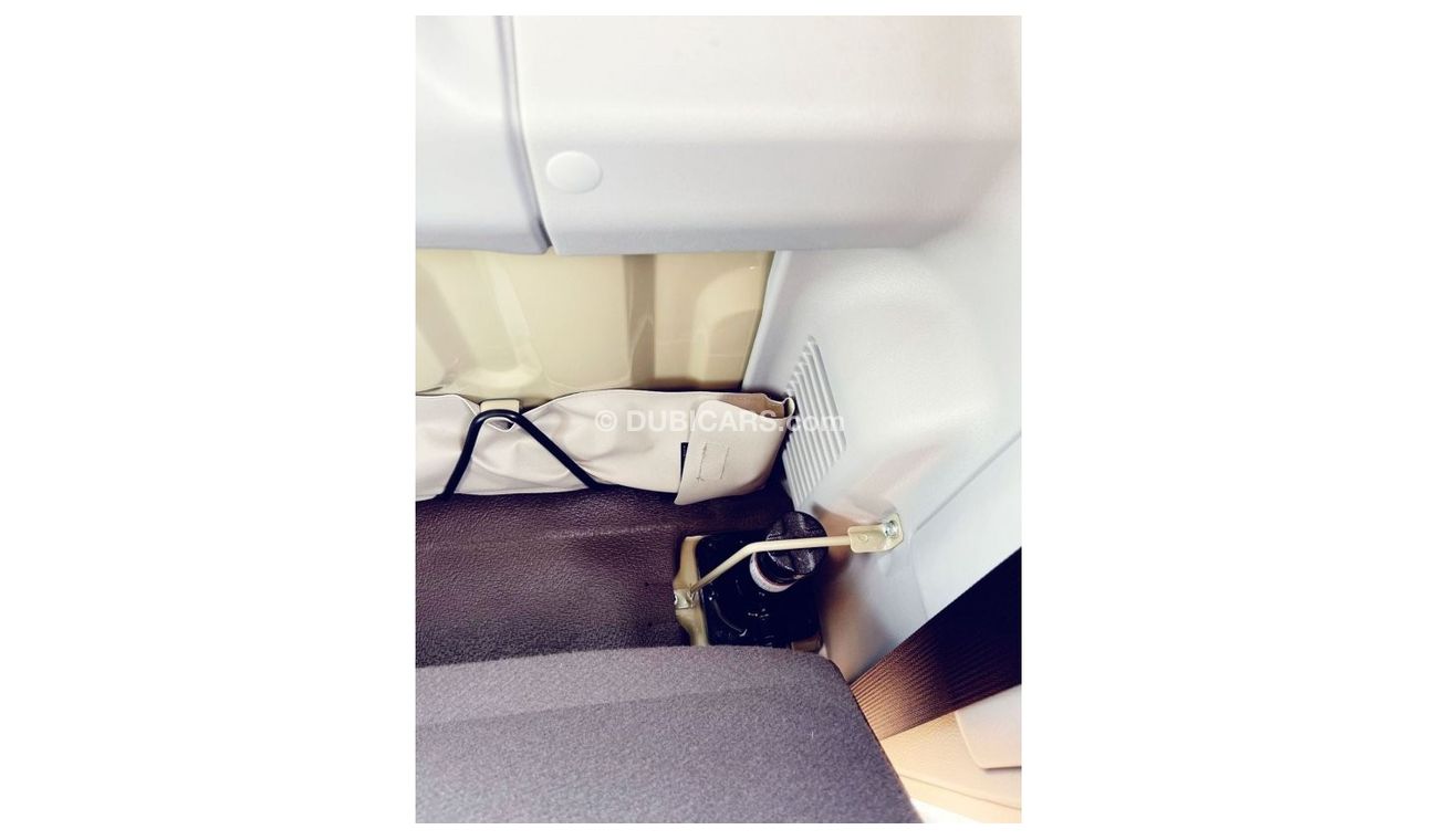 Toyota Land Cruiser Pick Up Toyota LC Pick Up Single Cabin 4.0L, Petrol, Year: 2023