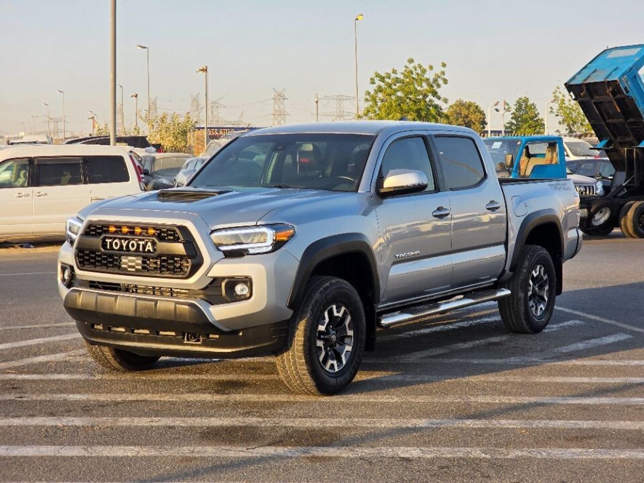 Toyota Tacoma 2020 Model TRD off Road Push button and leather seats