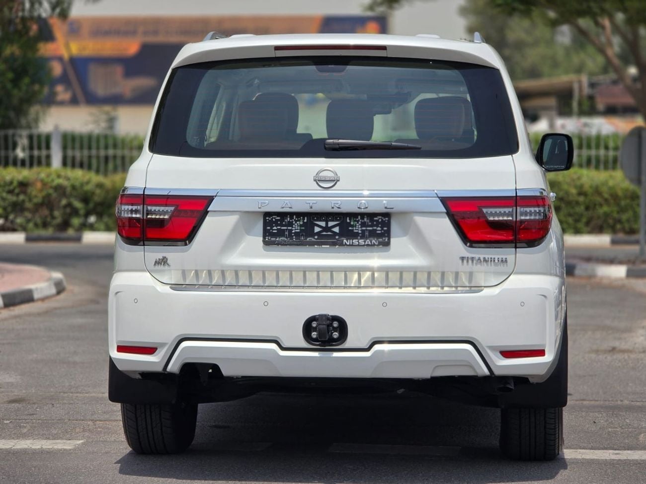 Nissan Patrol SE TITANIUM 2022 GCC LOW MILEAGE FULL SERVICE HISTORY SINGLE OWNER WITH AGENCY WARRANTY IN MINT CONDITION