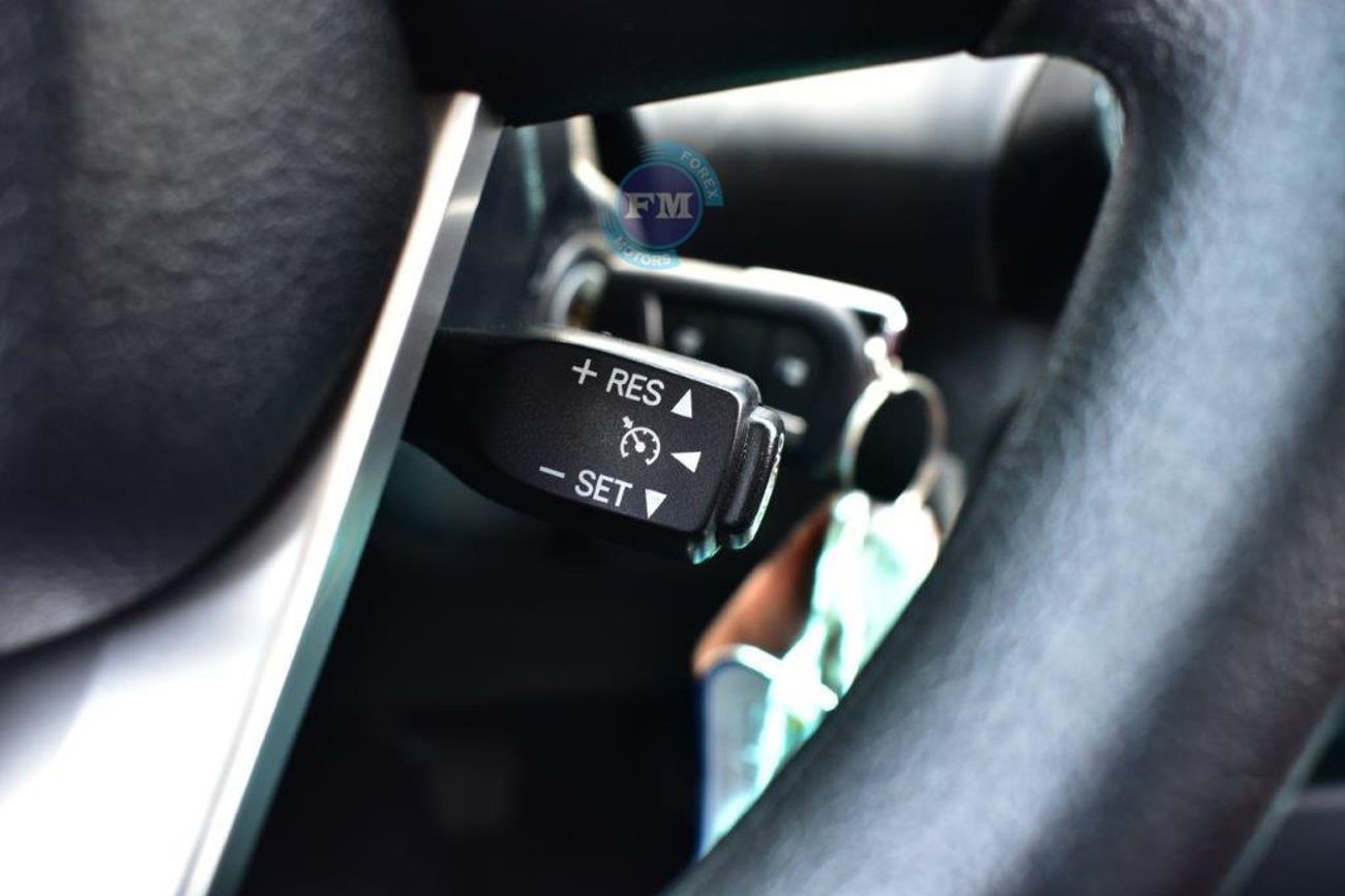 Toyota Hilux Double Cab GLX 2.7L 4WD 5 Seater Manual