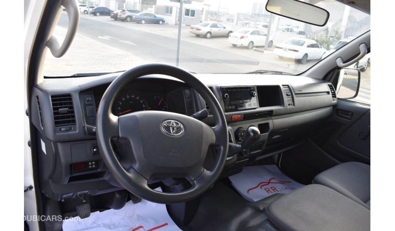 Toyota Hiace 2015 | TOYOTA HIACE HIGH-ROOF CHILLER VAN 3-SEATER | 5-DOORS | GCC | VERY WELL-MAINTAINED | SPECTACU