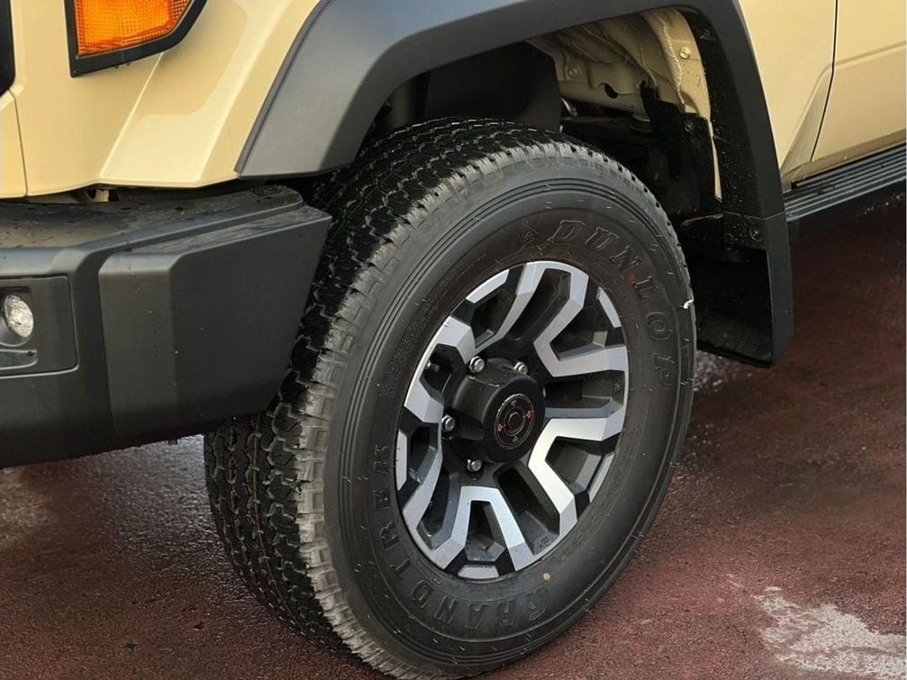 Toyota Land Cruiser 70 Toyota Land Cruiser Hard Top 2024 LC76 4.0