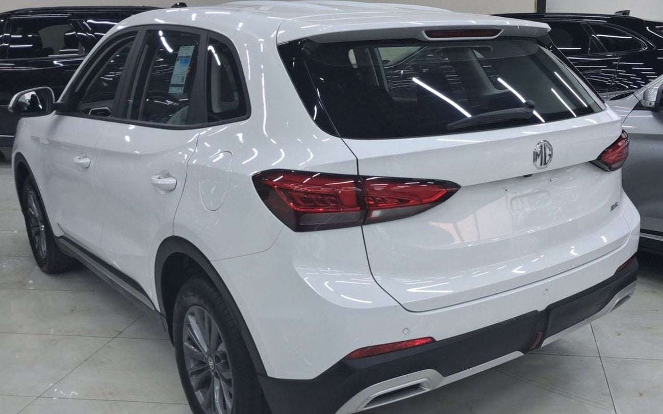 أم جي ZS LUX COM