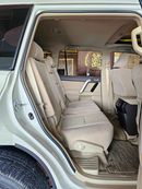 تويوتا برادو GXR/ 4.0 V6 / SUNROOF / FABRIC SEATS / FULL OPTION / GCC / EXPORT ONLY / LOT#38740