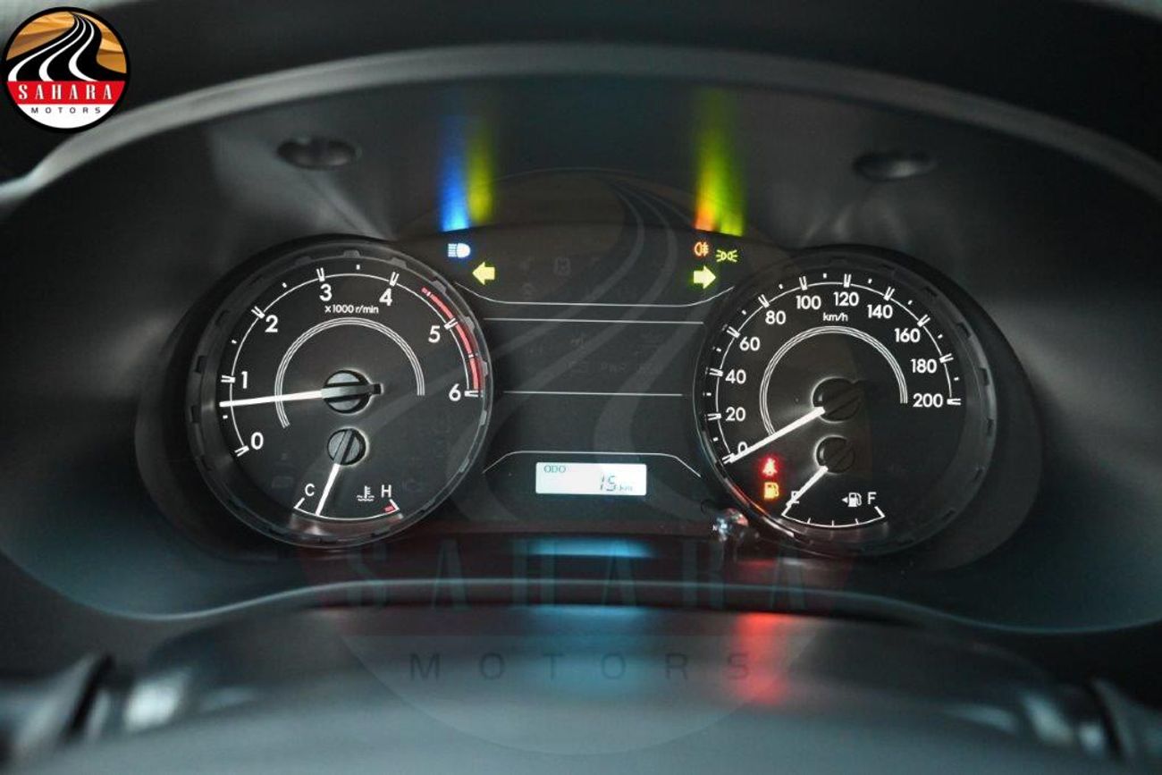 Toyota Hilux Double Cab Pickup 2.4L 4x4